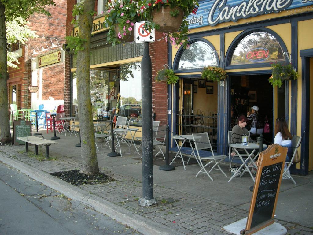 Canalside Restaurant, Inn & Kitchen Store Port Colborne Bagian luar foto