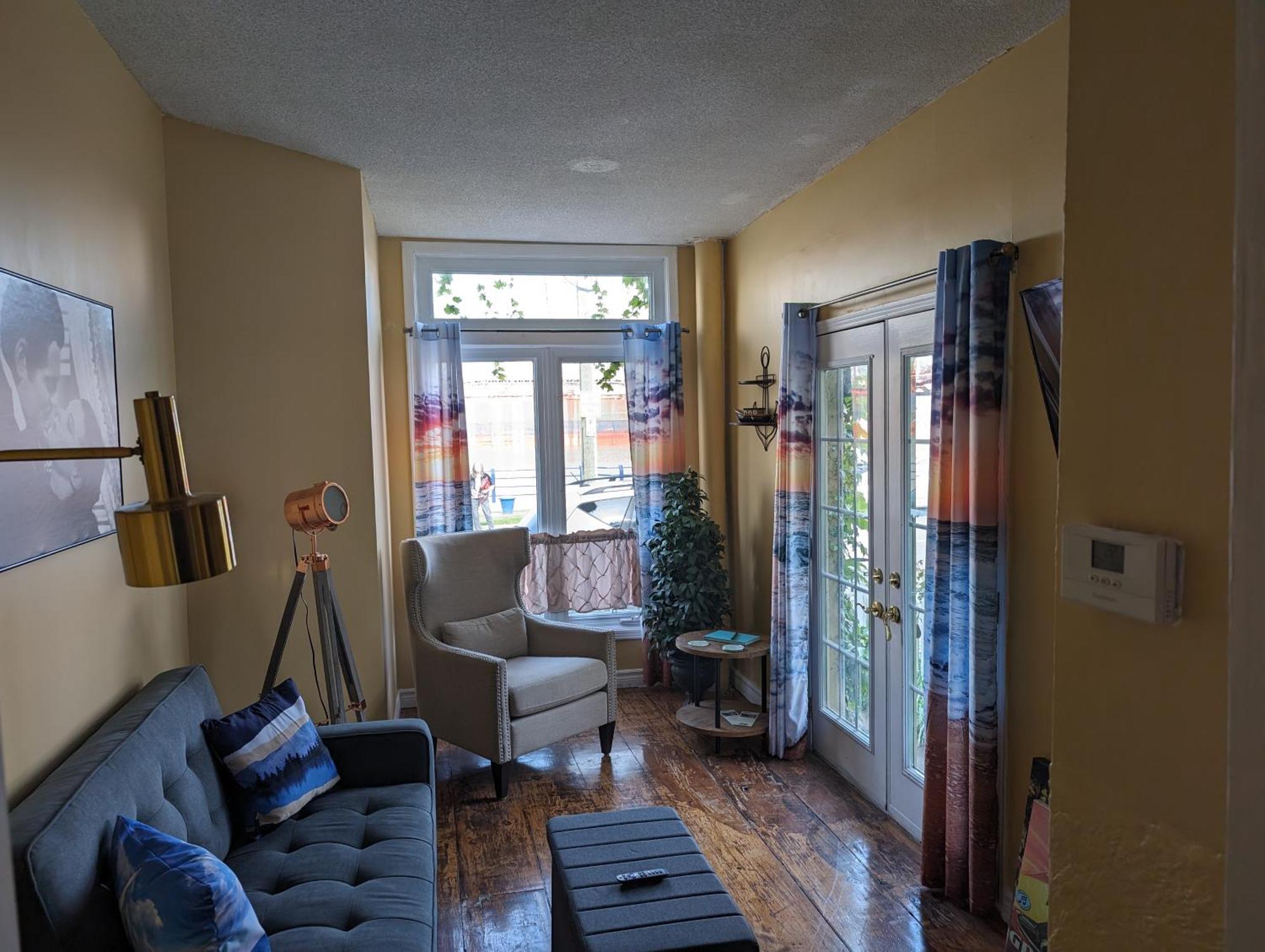 Canalside Restaurant, Inn & Kitchen Store Port Colborne Bagian luar foto
