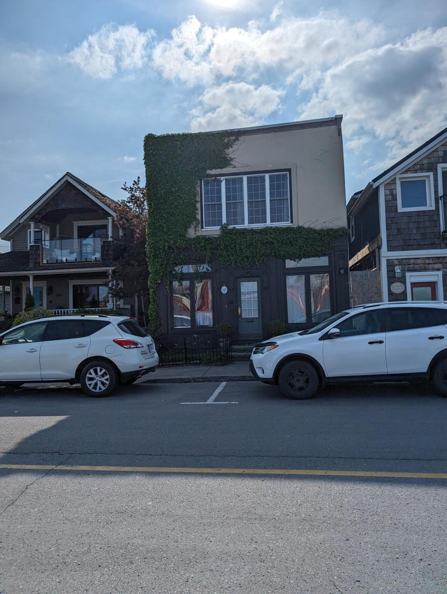 Canalside Restaurant, Inn & Kitchen Store Port Colborne Bagian luar foto